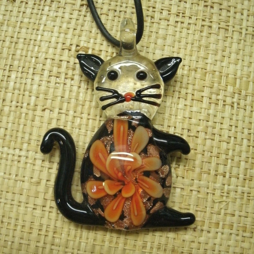Murano Glass Cat Flower Pendant Necklace